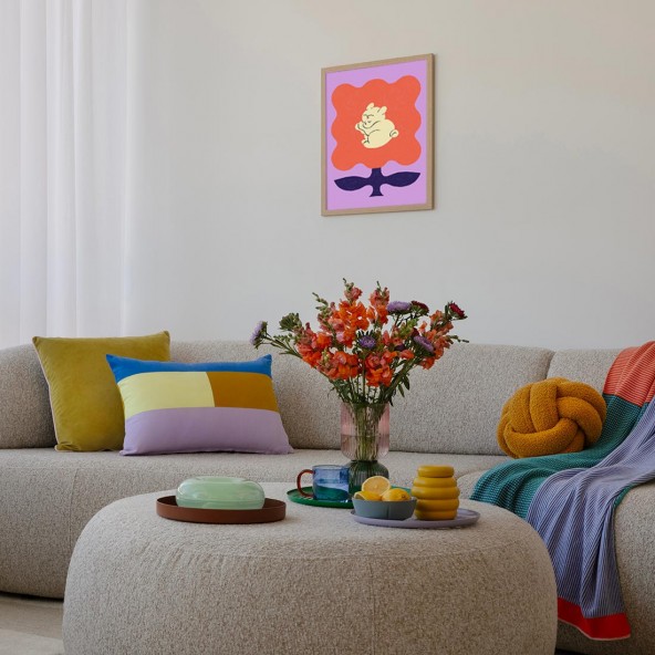 Plakat Piesek w kwiatku Plakat Piesek w kwiatku